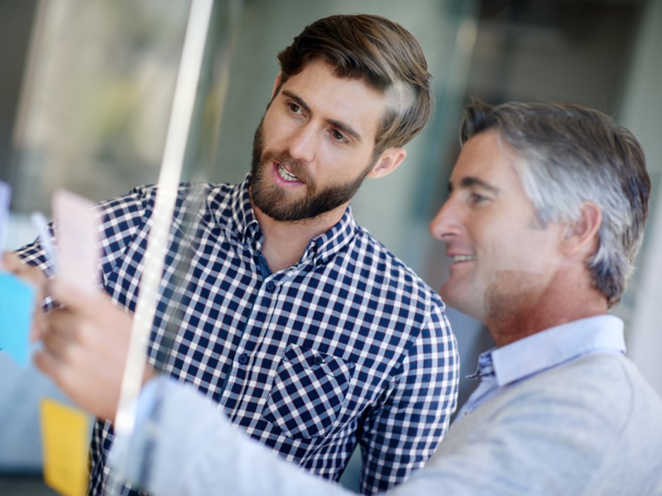 Gemeinschaftsgeschäfte, Makler, Foto: annabaek/istock.com