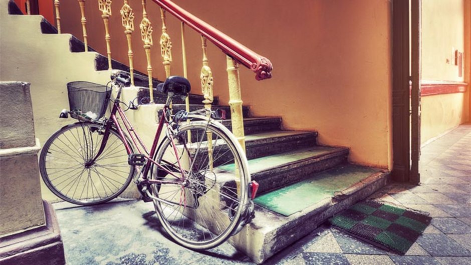 Stiegenhaus, Fahrrad, Foto: iStock.com / PM78
